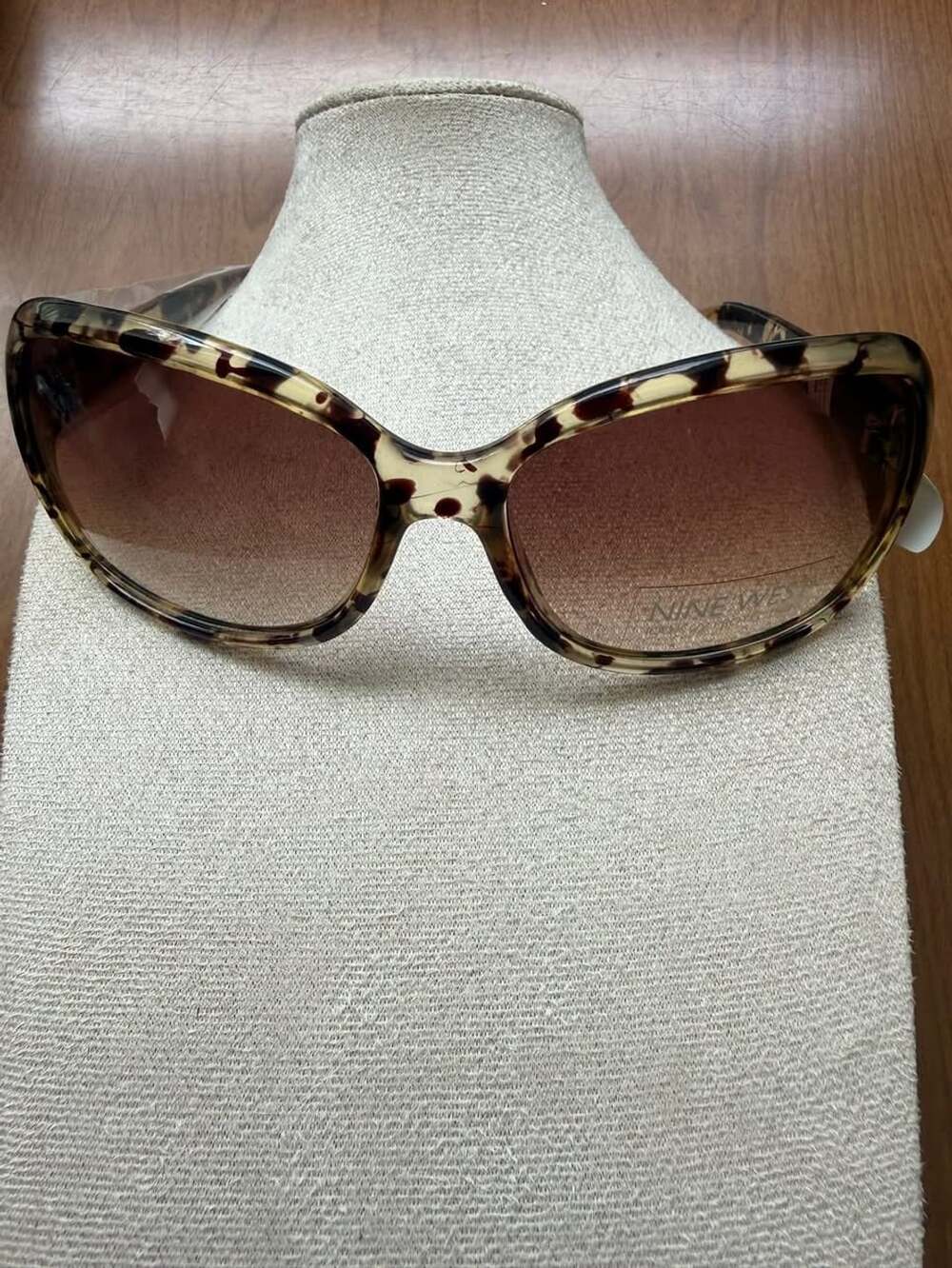 Nine West SR1123 Tortoise Oval Sunglasses Brown Gradient Lens